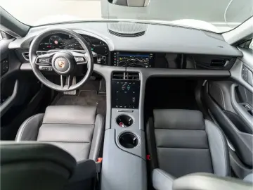 Taycan 4S Sport Turismo