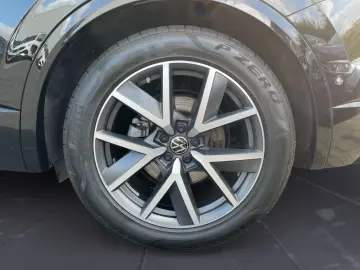 Touareg R-Line 3.0 TDI 4M tiptronic MATRIX/NAVI/
