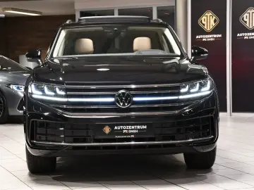 Touareg 3.0TDI 4Mot  Exclusive Head Up Pano Luft