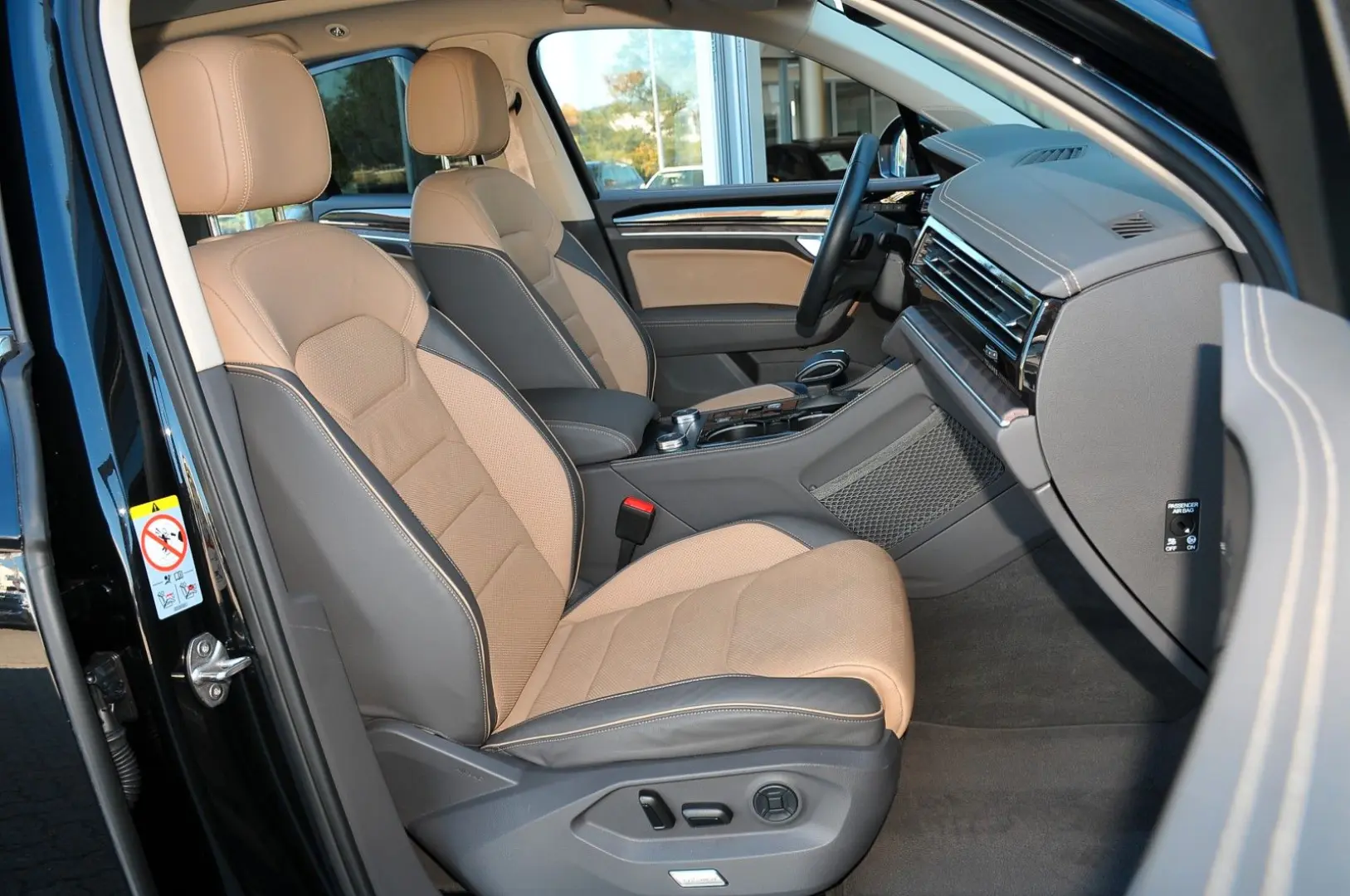 Touareg 3.0TDI 4Mot  Exclusive Head Up Pano Luft