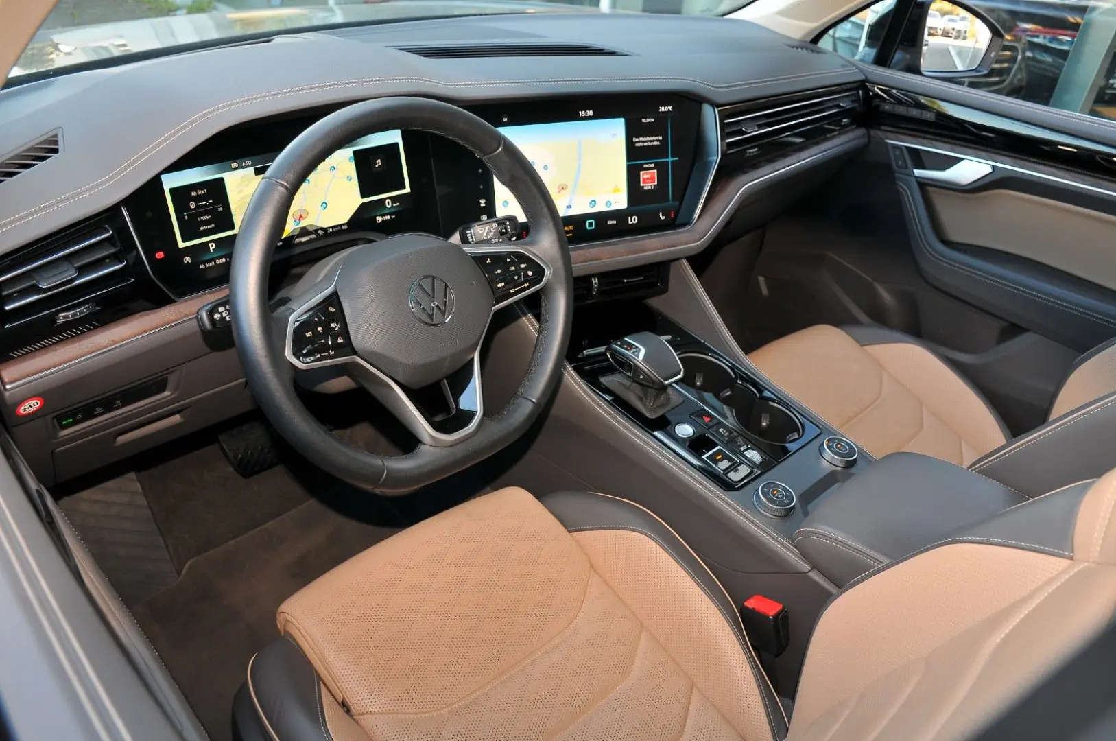 Touareg 3.0TDI 4Mot  Exclusive Head Up Pano Luft