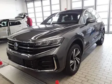 Touareg 3.0TDI +R-LINE+AHK+LEDER+KAMERA+