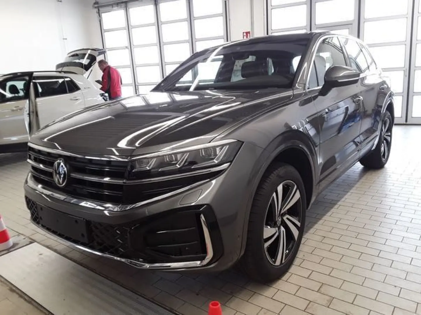 Touareg 3.0TDI +R-LINE+AHK+LEDER+KAMERA+