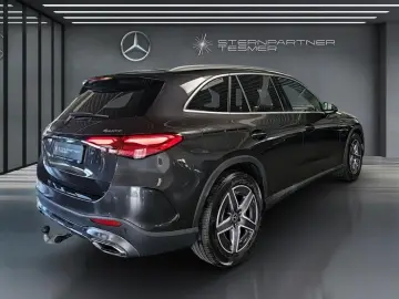 GLC 300 d 4M AMG +KAM.+LED+DISTR.+AMBI.+PANO+AHK