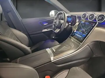 GLC 300 d 4M AMG +KAM.+LED+DISTR.+AMBI.+PANO+AHK