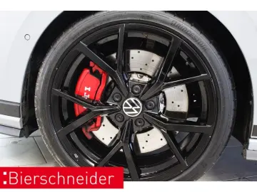 Volkswagen Golf GTI 8 2.0 TSI DSG Clubsport Black Style