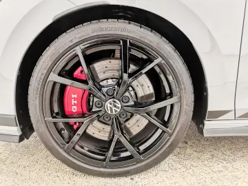 Volkswagen Golf 2.0 TSI DSG GTI Clubsport Matrix|Navi|Sound
