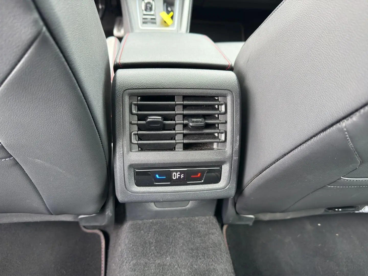Volkswagen Golf VIII GTI 2.0 TSI DSG | PANO | NAVI | ACC |