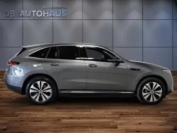 EQC 400 4MATIC Fahrassistenz-Paket