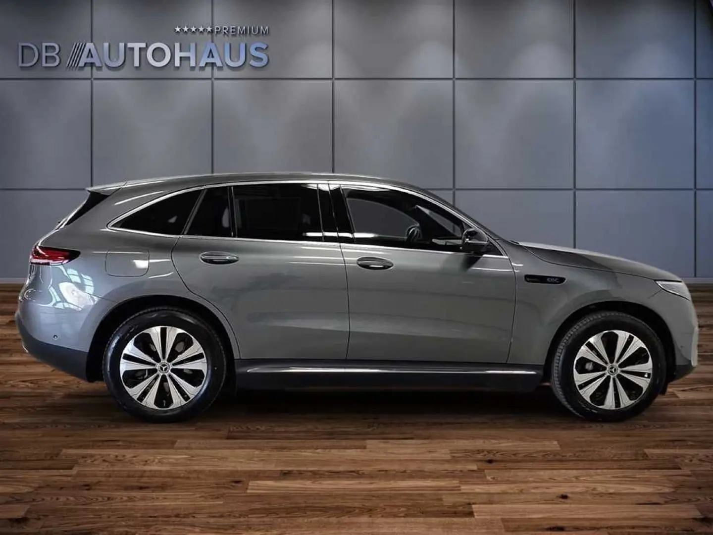 EQC 400 4MATIC Fahrassistenz-Paket