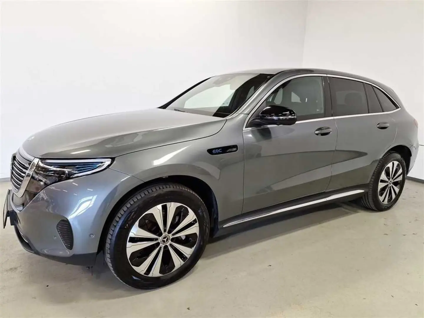 EQC 400 4MATIC Fahrassistenz-Paket