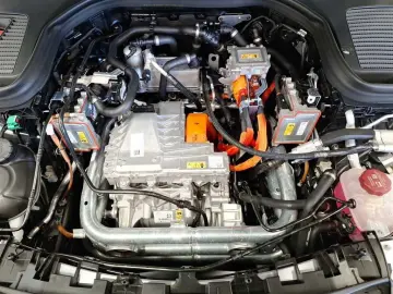 EQC 400 4MATIC Fahrassistenz-Paket