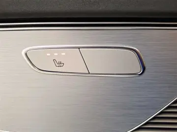 EQC 400 4MATIC Fahrassistenz-Paket