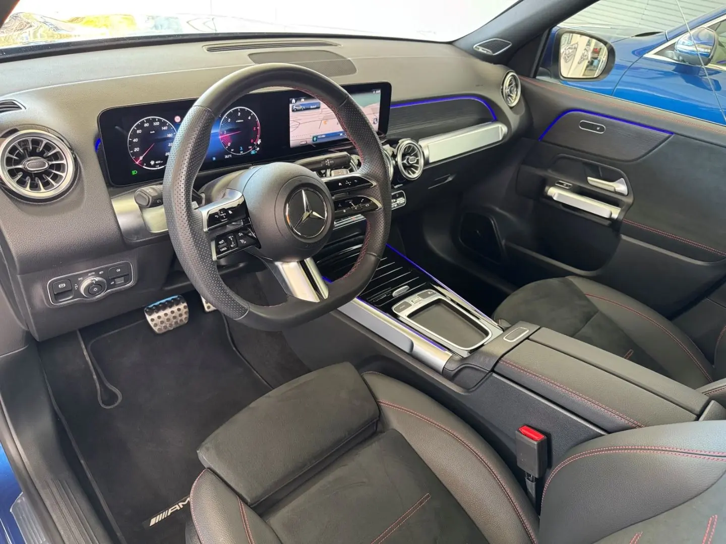 GLB 220 AMG 4Matic Pano AHK Burm. ACC 7-Si. Cam