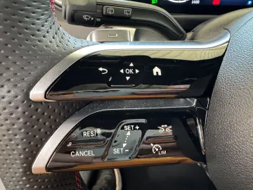 GLB 220 AMG 4Matic Pano AHK Burm. ACC 7-Si. Cam