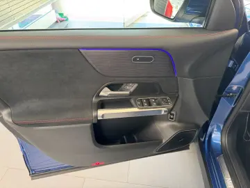 GLB 220 AMG 4Matic Pano AHK Burm. ACC 7-Si. Cam