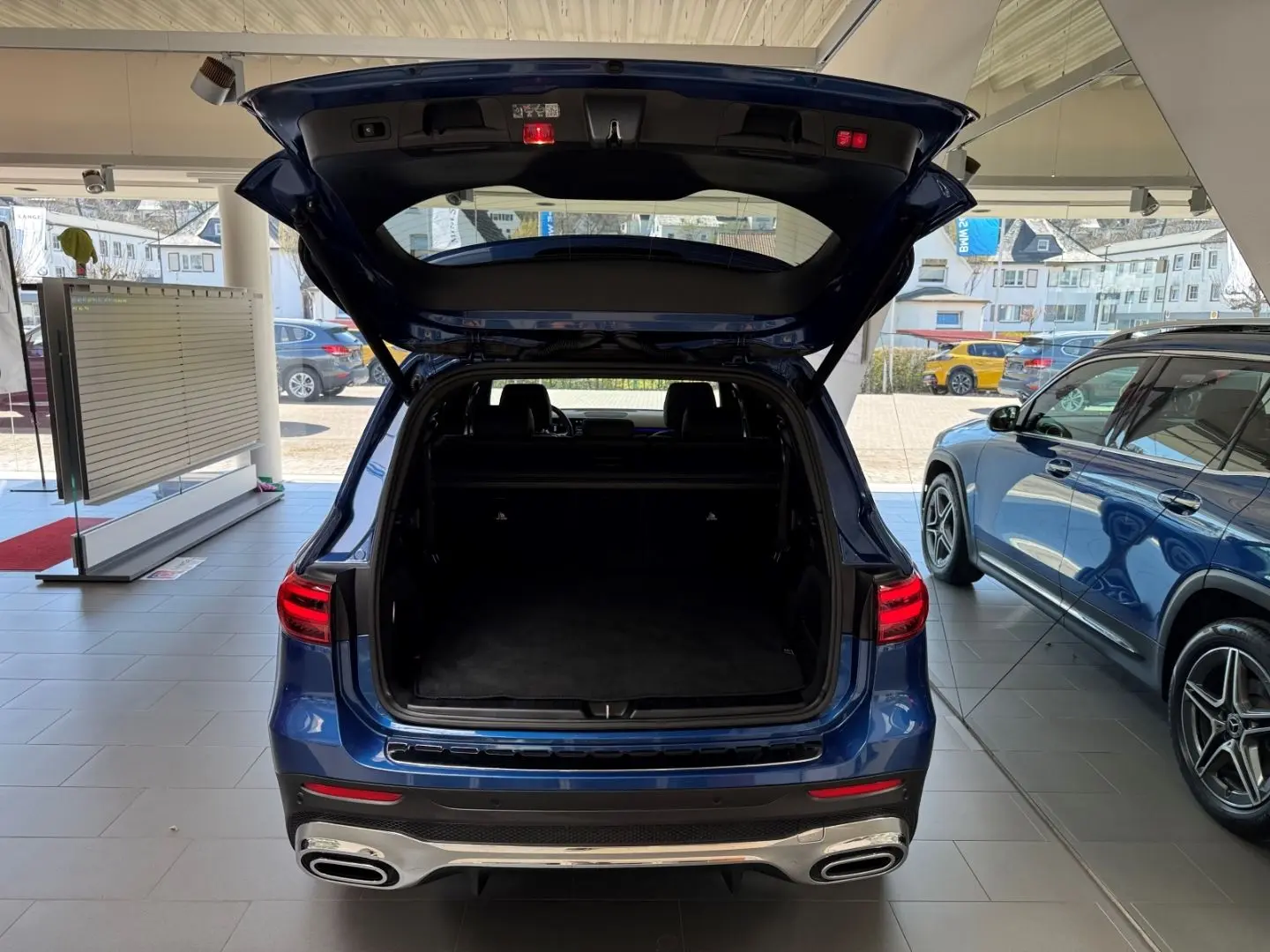 GLB 220 AMG 4Matic Pano AHK Burm. ACC 7-Si. Cam