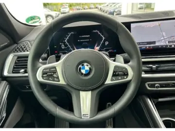 X6 30dA M-Sport PRO AHK 20'' PANO ICONIC Stdhz K