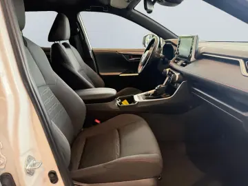 RAV 4 Plug-in-Hybrid *LED*ACC*CAM*CarPlay*4x SHZ