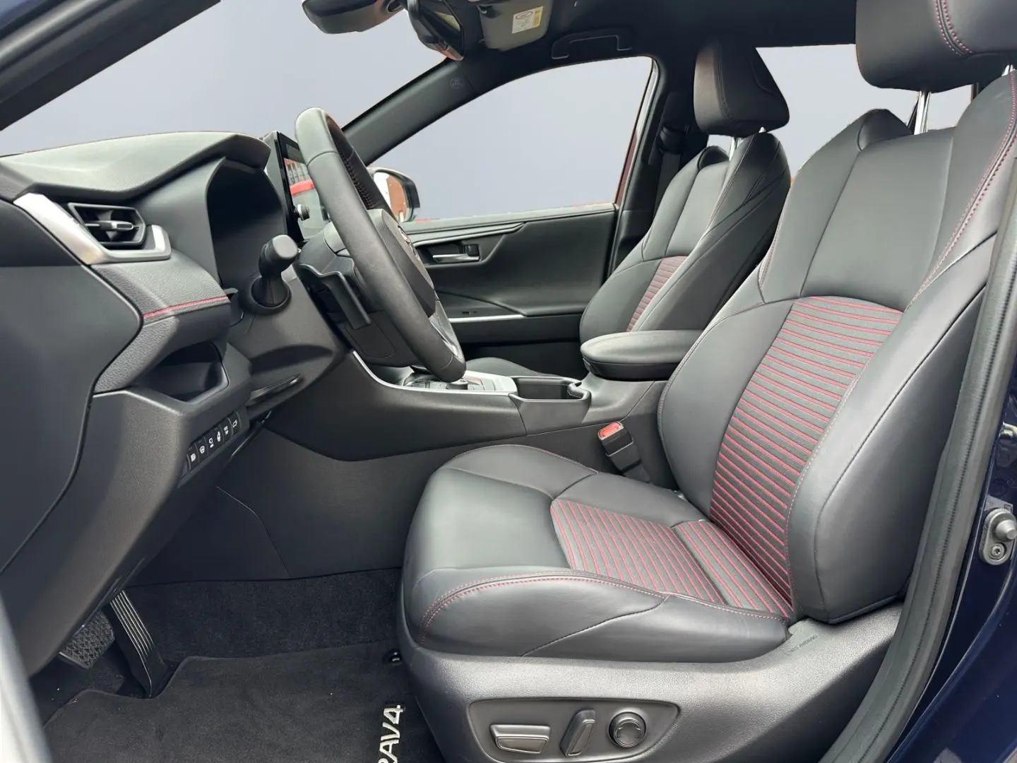 RAV 4 Plug-in-Hybrid Style *Allrad*Leder*360°*JB