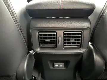 RAV 4 Plug-in-Hybrid Style *Allrad*Leder*360°*JB