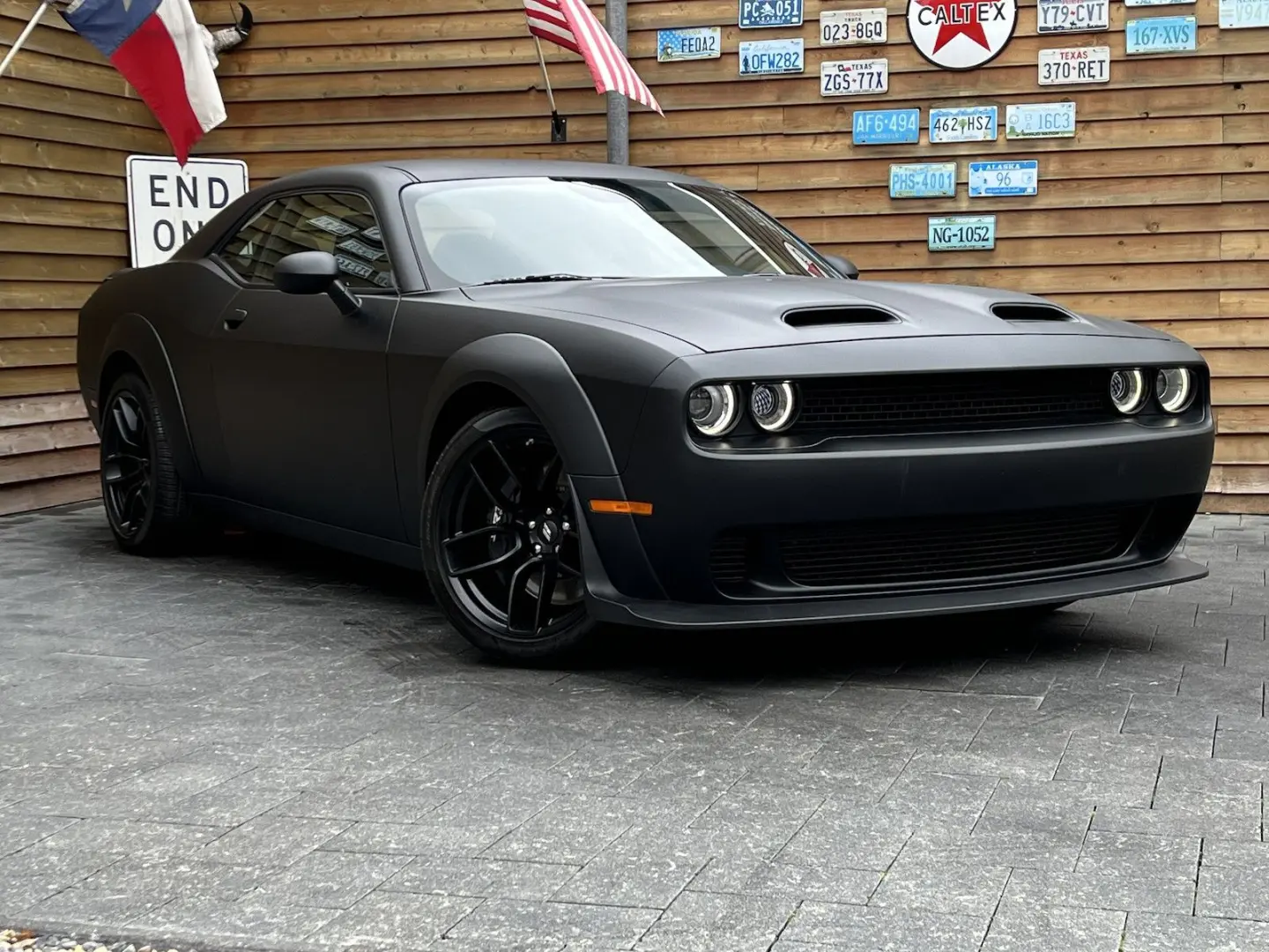 Challenger 6,4 L 392 SCAT Widebody ALL BLACK