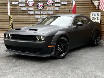 Challenger 6,4 L 392 SCAT Widebody ALL BLACK