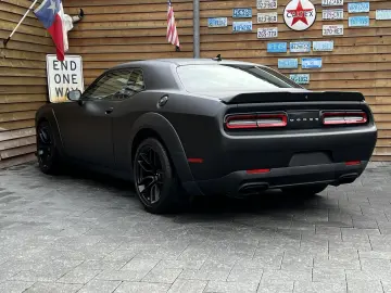 Challenger 6,4 L 392 SCAT Widebody ALL BLACK