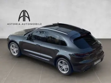 Macan Pano PASM 18W PDLS+ Entry&Drive beh.FrontS