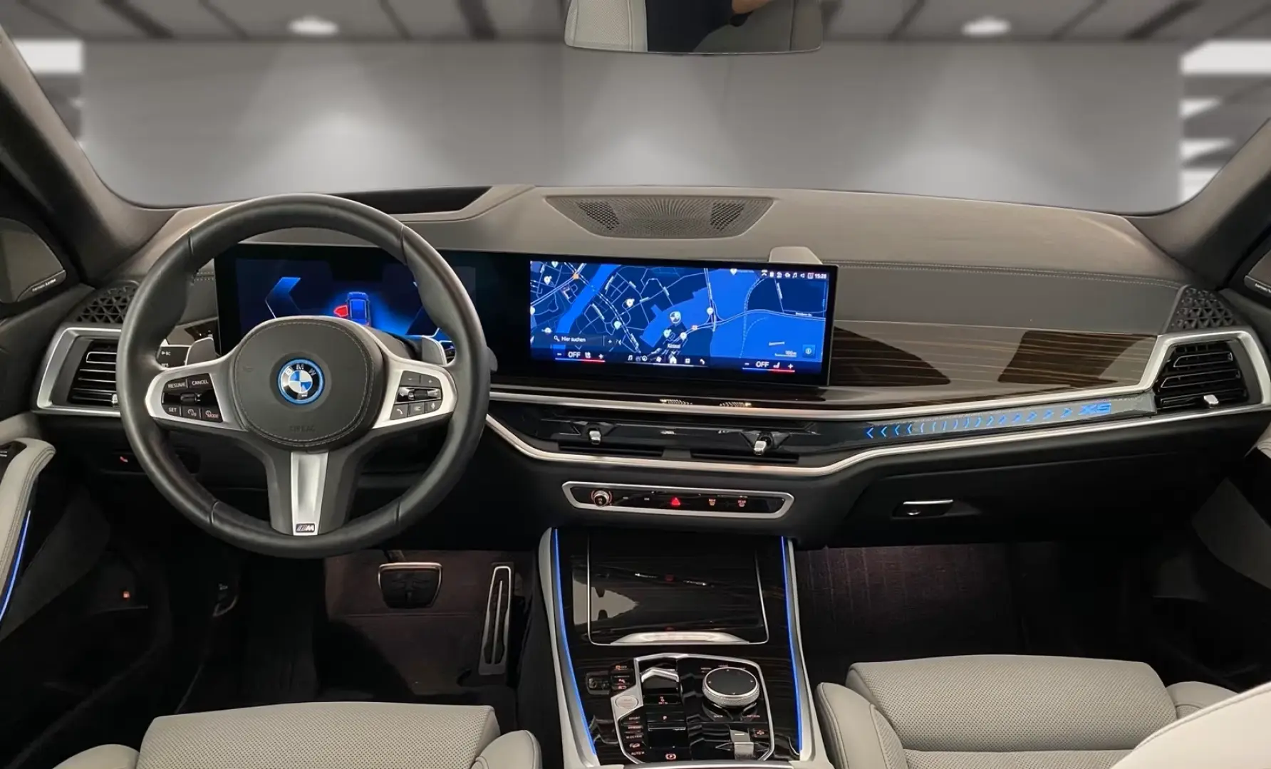 BMW X5 xDrive50e M Sport AHK Harman