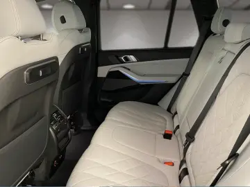 BMW X5 xDrive50e M Sport AHK Harman