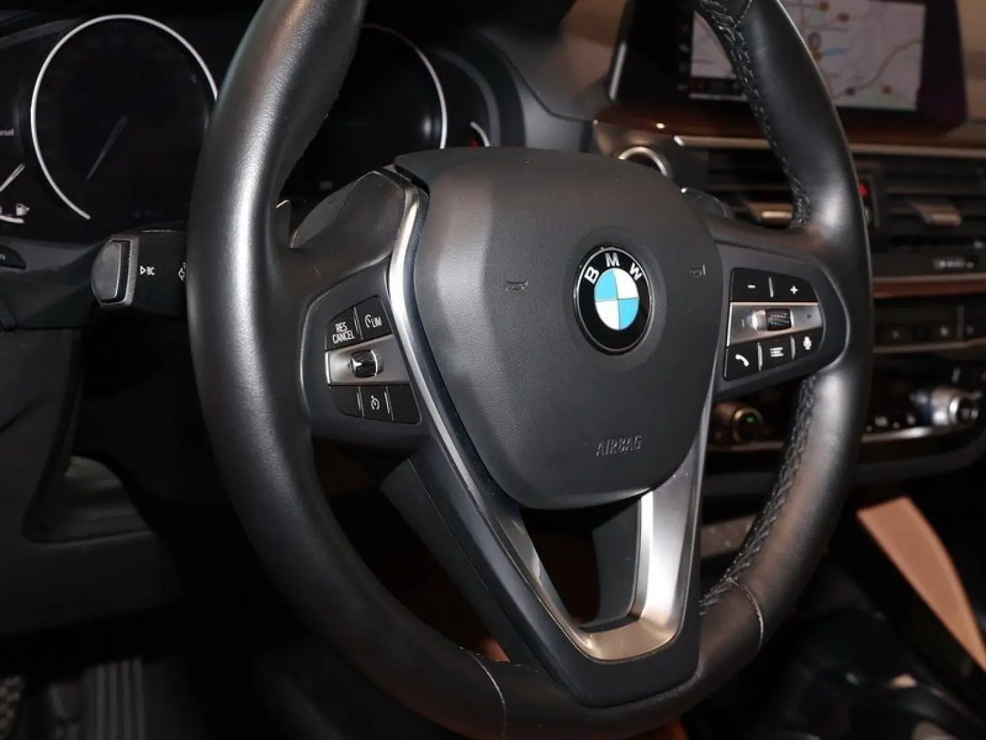 X4 xDrive20d xLine 19Zoll RFK Pano. Navi