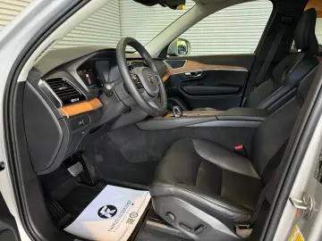 XC90 B5 AWD Plus/ACC/PANO/RFK/CARPLAY/7-SITZER