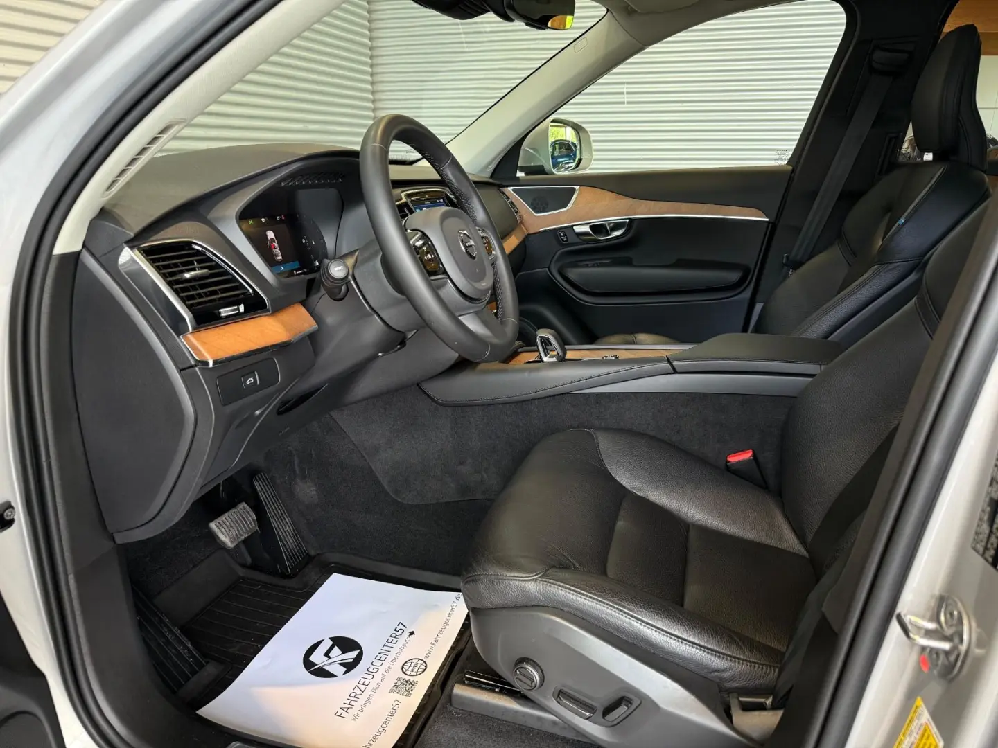 XC90 B5 AWD Plus/ACC/PANO/RFK/CARPLAY/7-SITZER