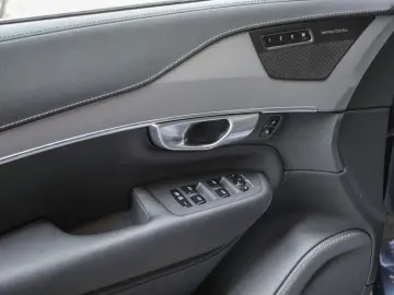 XC90 B5 Plus Bright AWD ACC FACEL. STANDHZ LED