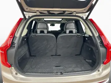 XC90 B5 AWD Plus Bright 360° Stdhz AHK Pano 21