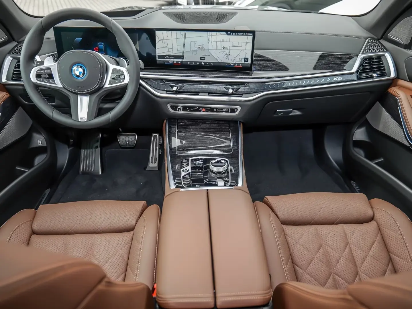BMW X5 xDrive50e M Sport HUD+PANO