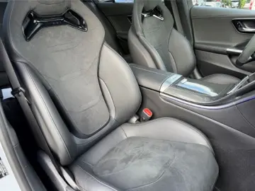 Mercedes-Benz  C 63 AMG S E Performance Premium