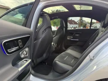 Mercedes-Benz  C 63 AMG S E Performance Premium