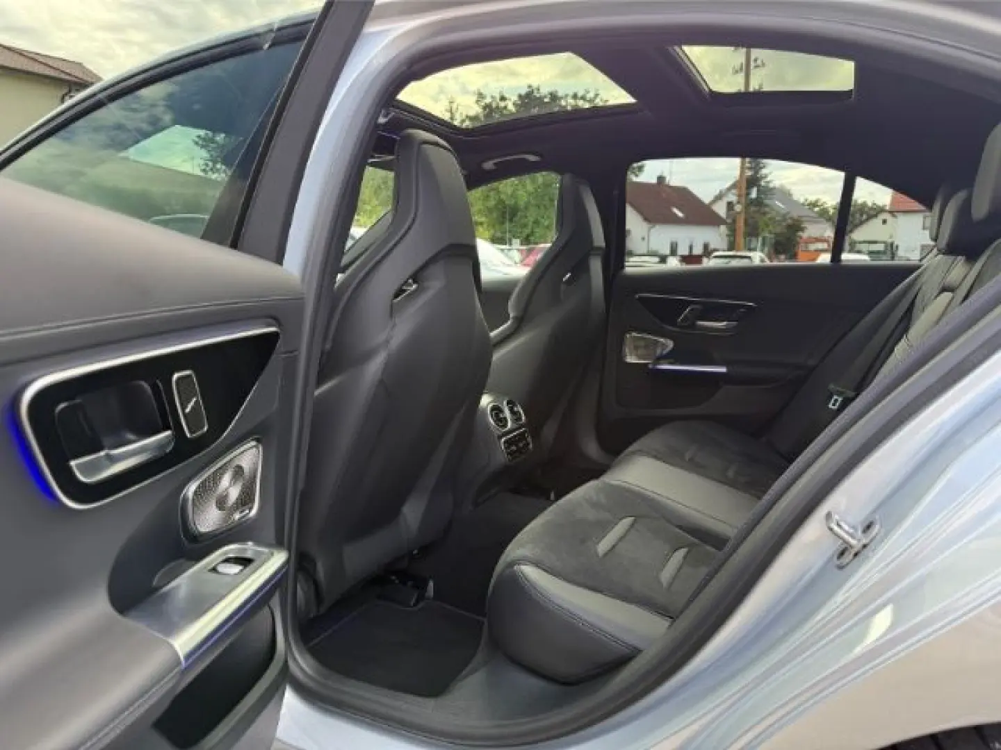 Mercedes-Benz  C 63 AMG S E Performance Premium