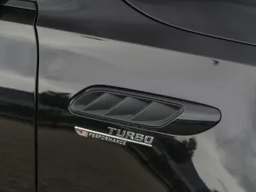 Mercedes-Benz C 63 S AMG   E-performance panorama