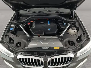X3 xDrive30e Harman/K LiveCockpitProf Kamera