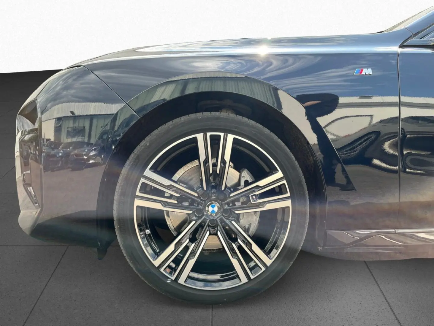 740d M-Sport SkyLounge Fond-Entert. BAB-Ass. 21
