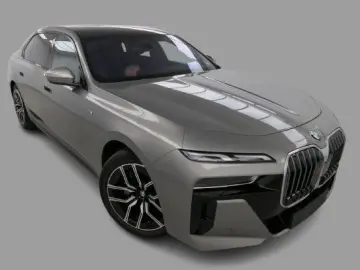 740d xDrive M Sport SKYLOUNGE LUFT HUD SOFT 360