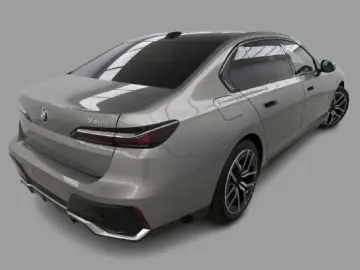 740d xDrive M Sport SKYLOUNGE LUFT HUD SOFT 360