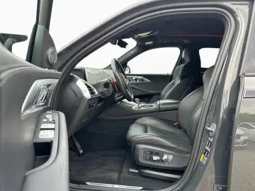 XM M Driver's Package Massage B/W ACC AHK 23