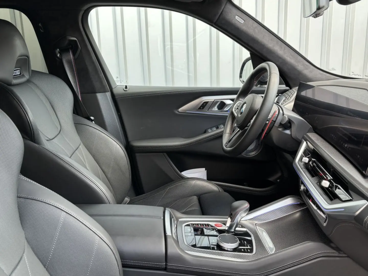 XM DA-Prof,B&W,360°,Autobahn,M Driver's,AHK,23