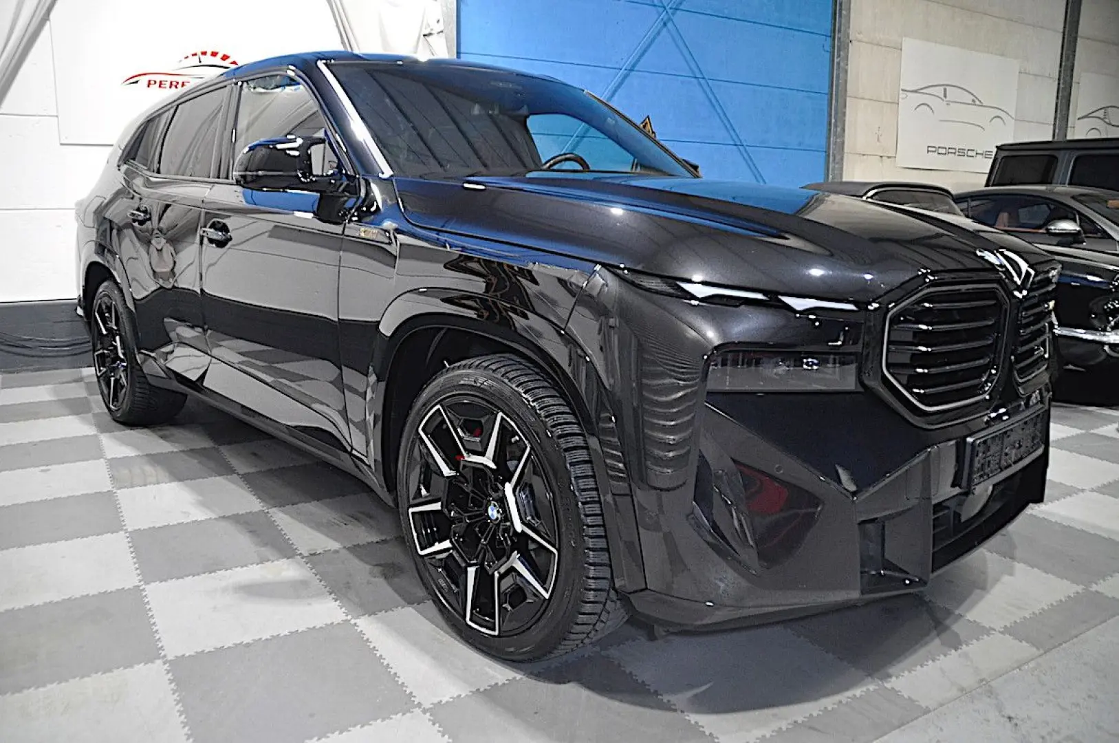 XM 4.4-DRIVER PACKAGE-ALL IN BLACK