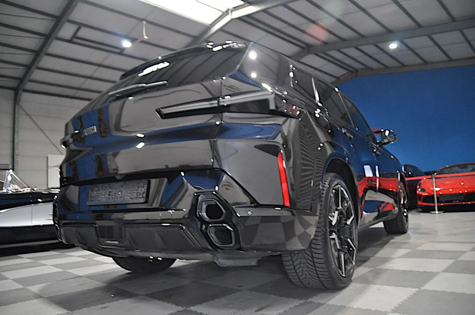 XM 4.4-DRIVER PACKAGE-ALL IN BLACK