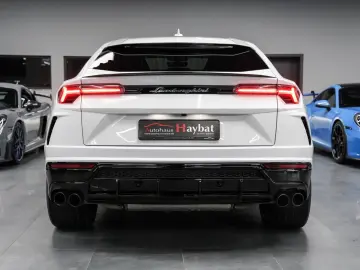 Urus Pano-3D B&O-Massage-23